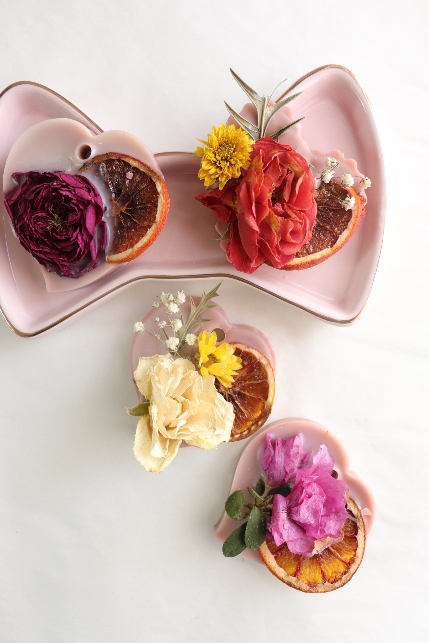Heart shape scented wax tablets